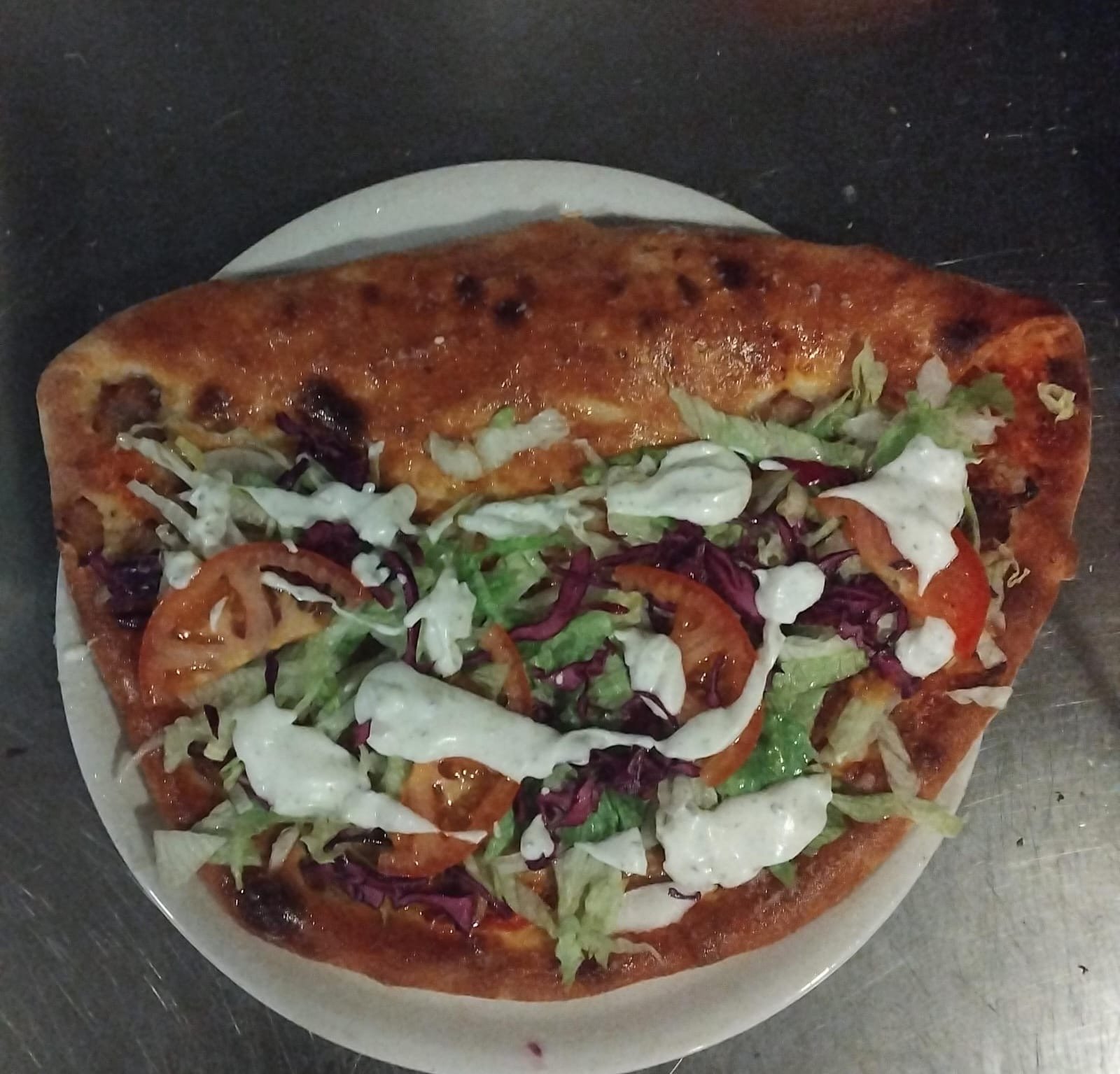 Halbmondpizza
