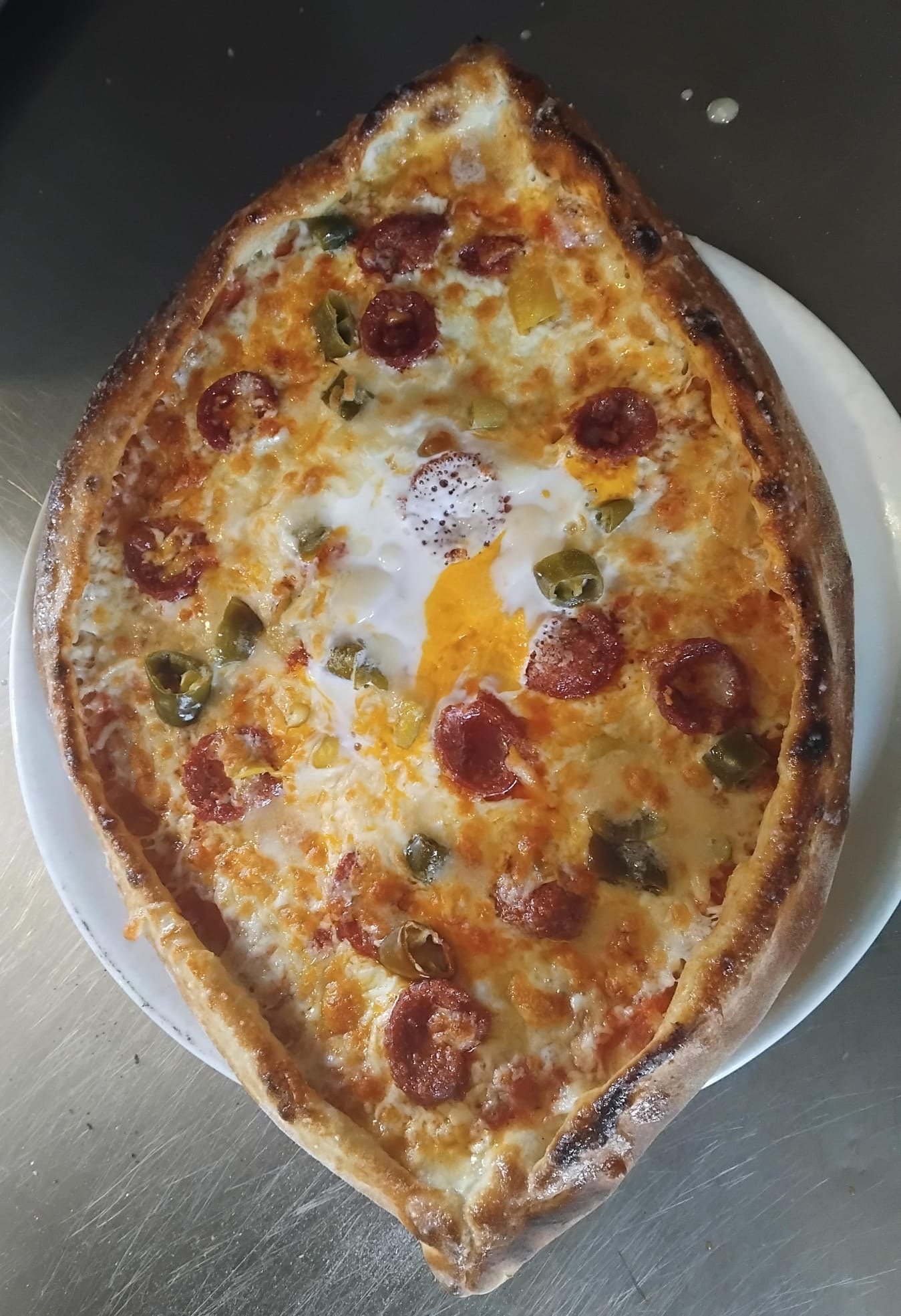 Sucuk Pide